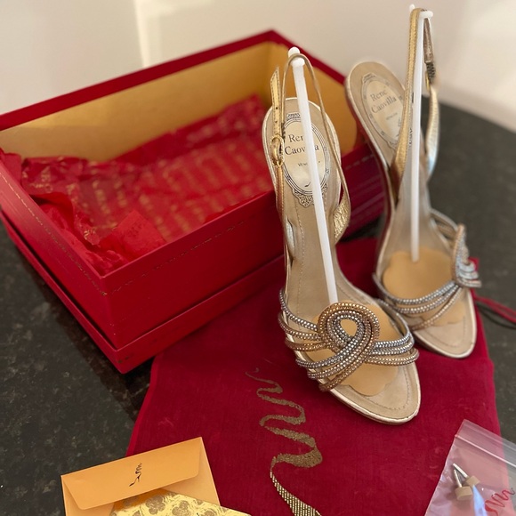 Rene Caovilla - Picture 4 of 14